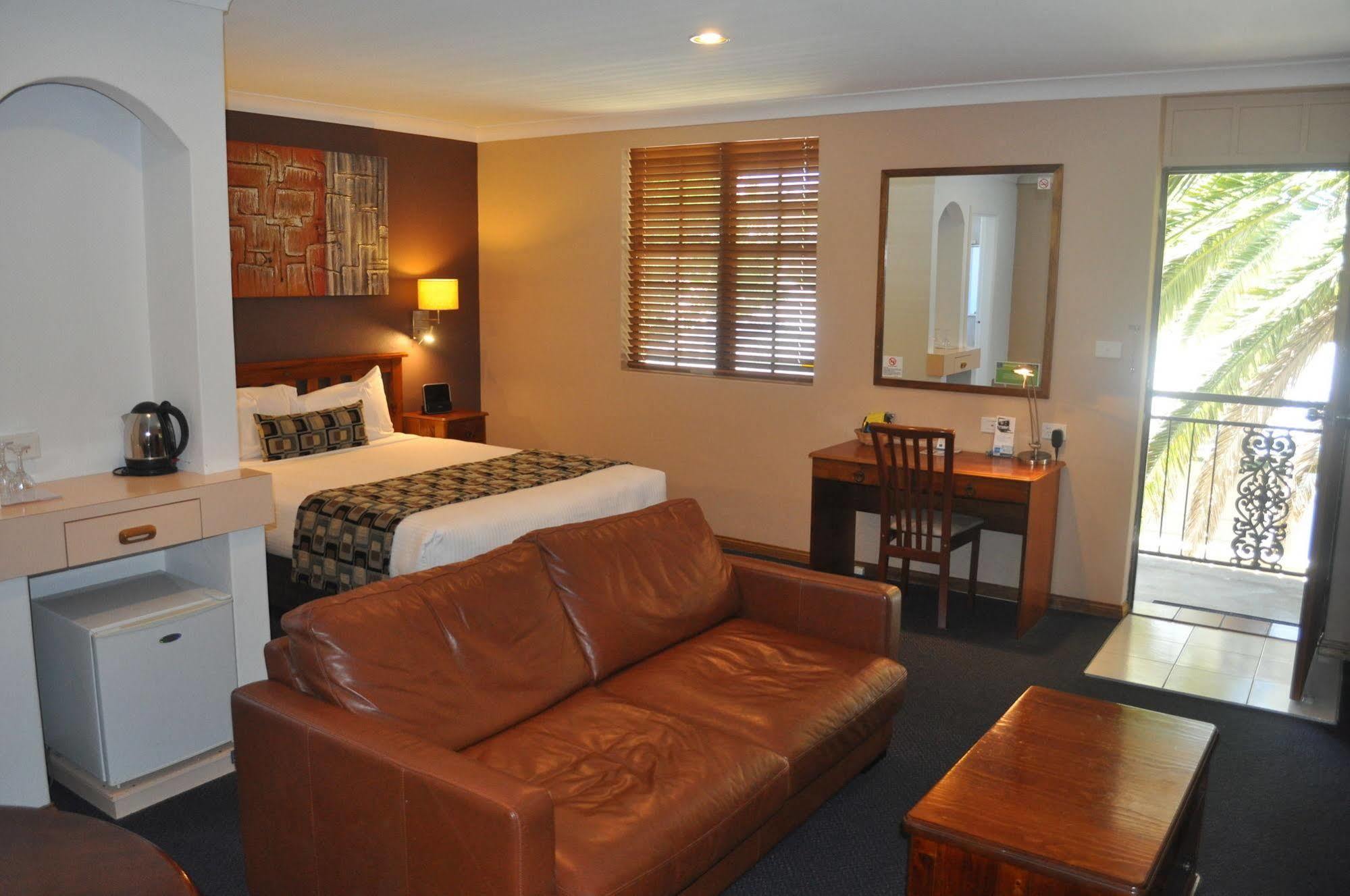In Town Motor Inn Taree Exterior foto
